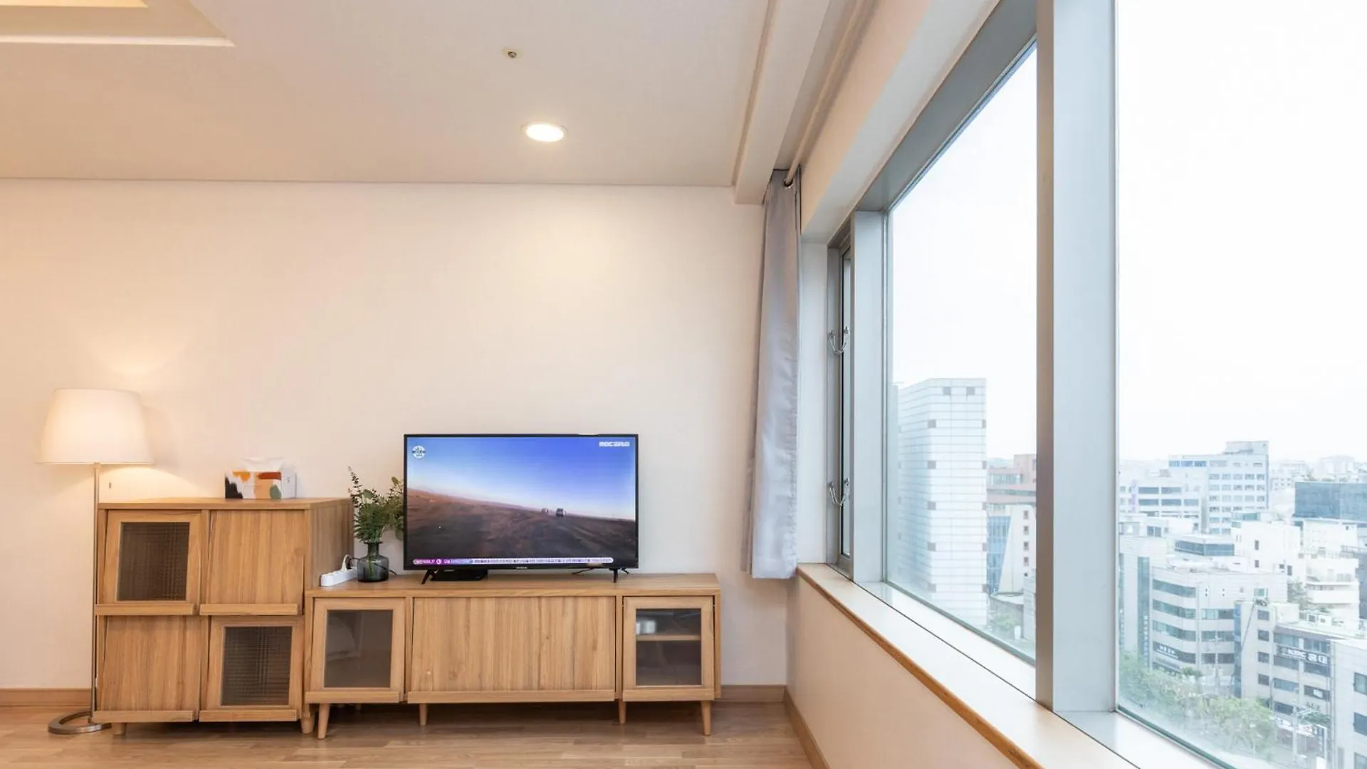 Jiny'S Cozy Room Seoul South Korea