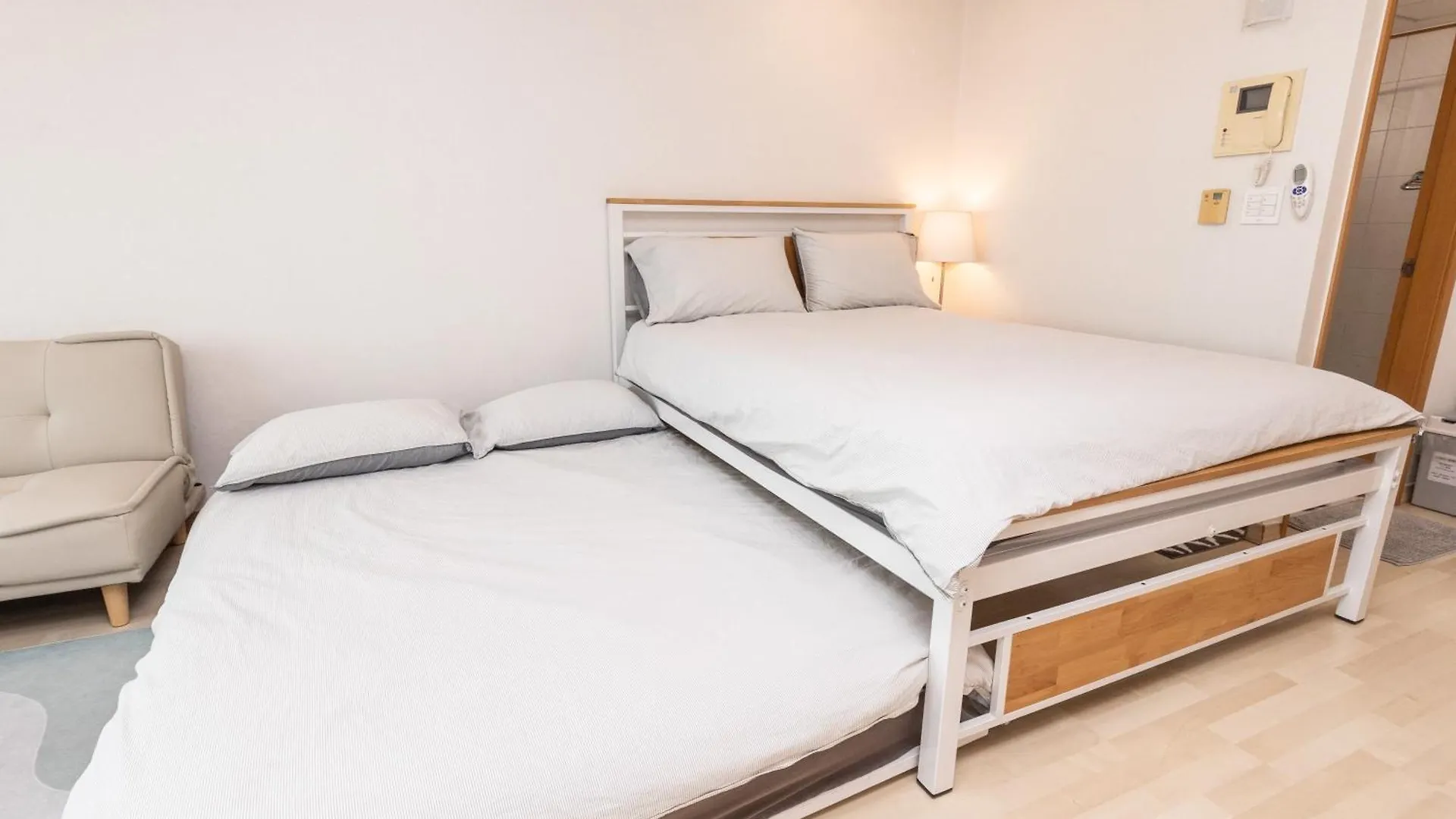 Jiny'S Cozy Room Seoul 0*,